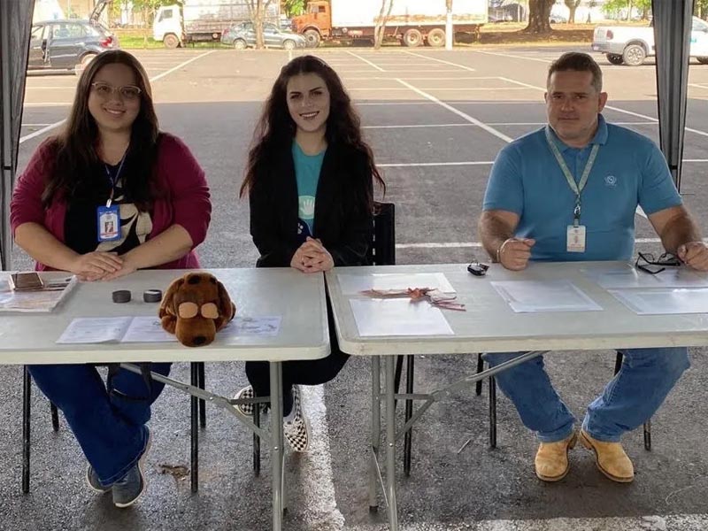 Vigilância em Saúde leva orientações sobre leishmaniose e raiva durante programa de castração
