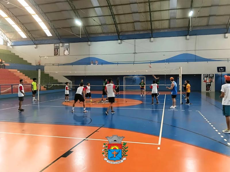 Parceria entre Prefeitura e SESI fortalece o esporte de base e já mostra resultados em Paraguaçu