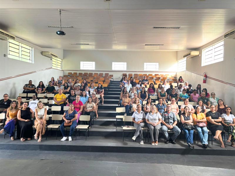 Formação sobre autismo e campanha de doação de sangue mobilizam profissionais da Educação