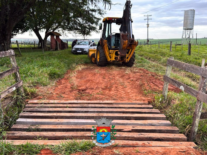 Prefeitura revitaliza mata-burros no bairro rural do Brumado e reforça melhorias nas estradas rurais