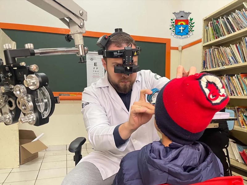 Programa de saúde ocular chega à Escola Antônio Mazzei e amplia atendimento aos estudantes