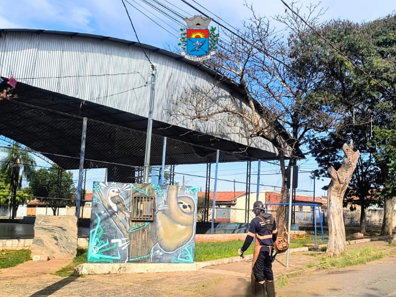 Prefeitura realiza manutenção na Feira da Lua para oferecer mais conforto à população