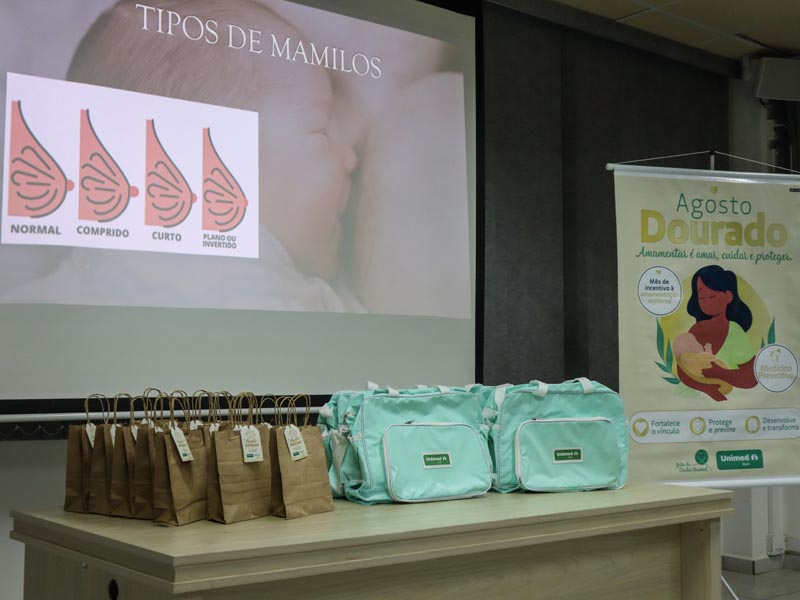 Medicina Preventiva da Unimed Assis realiza encontro em referência ao Agosto Dourado