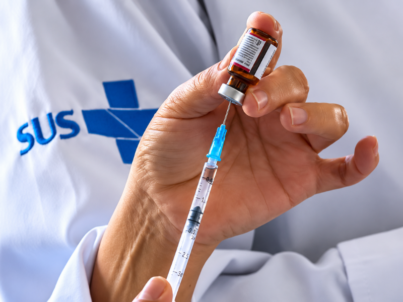 SUS inicia distribuição da Pneumo 20 para idosos com 85 anos ou mais